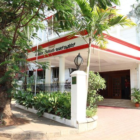 Nalapad'S Hotel Bangalore International Dış mekan fotoğraf