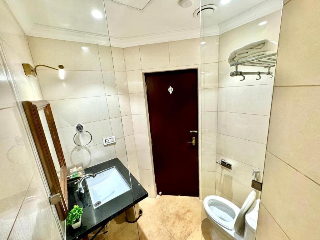 Nalapad'S Hotel Bangalore International Dış mekan fotoğraf