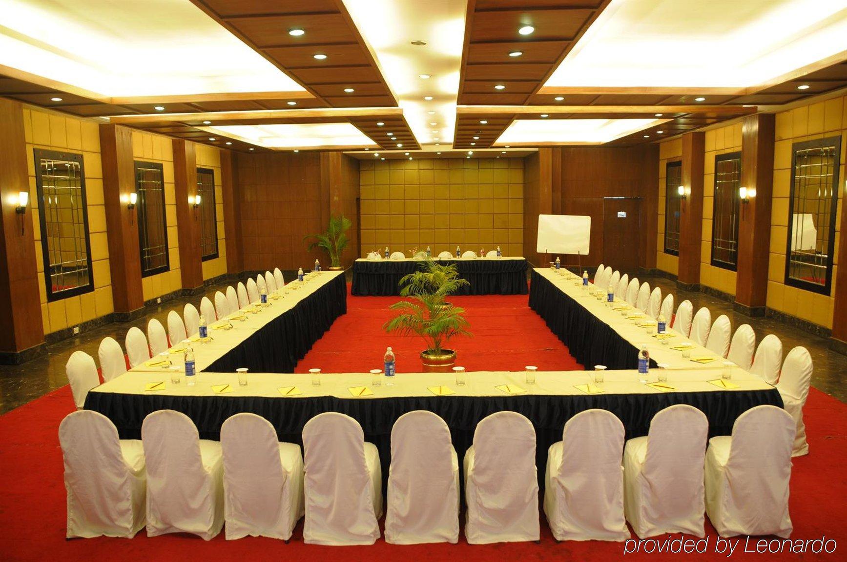 Nalapad'S Hotel Bangalore International Konforlar fotoğraf